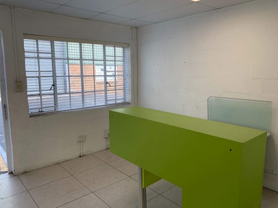 To Let commercial Property for Rent in Parow East Western Cape